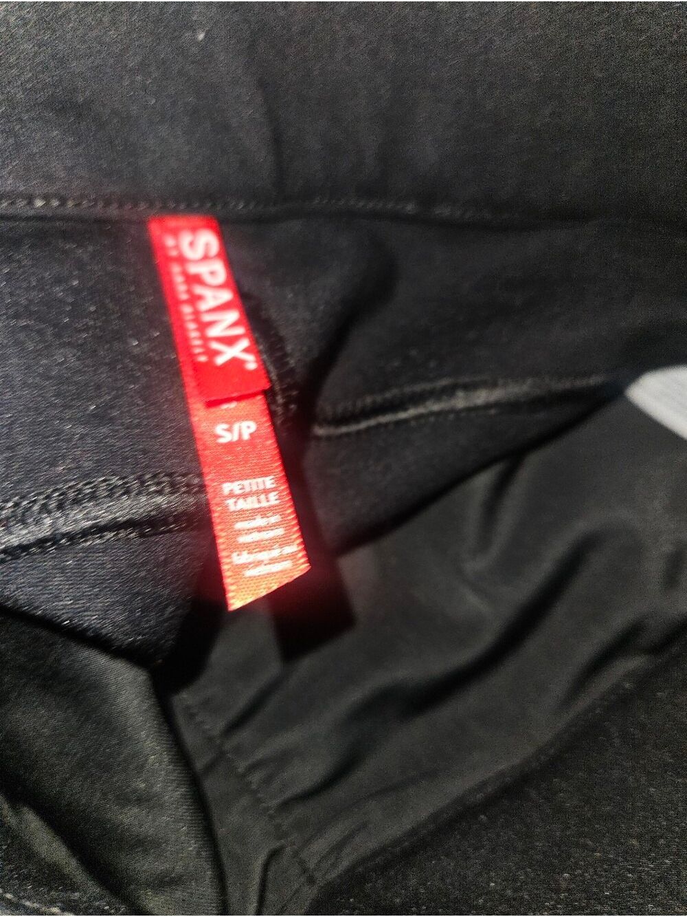 Spanx The Perfect Pant Back Seam Skinny Ankle Pants Black Petite Small NWT - Picture 4 of 10
